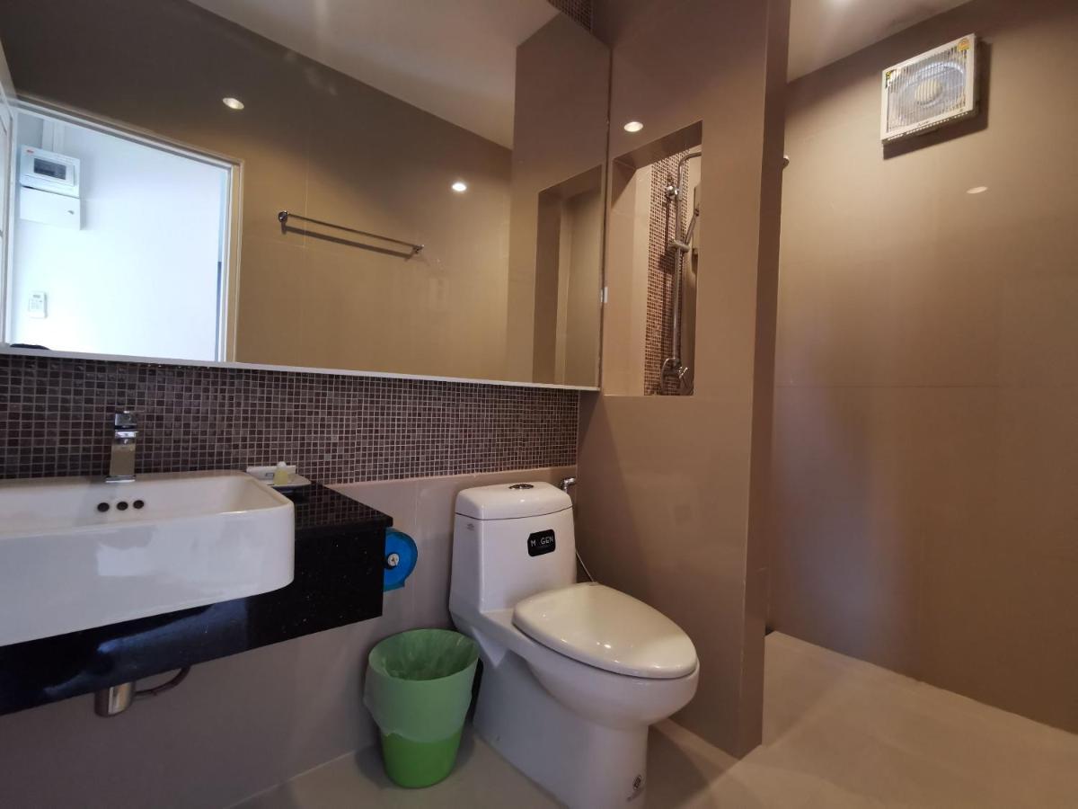 Smile Resort Sriracha Сі-Рача Екстер'єр фото